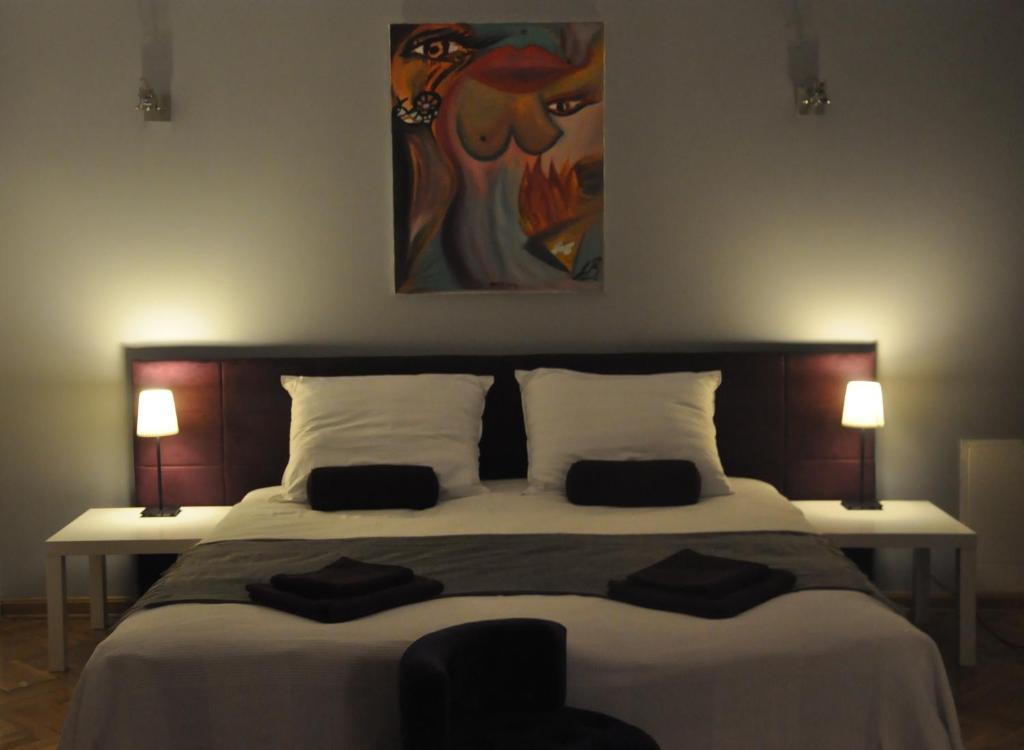 Anton House 3*